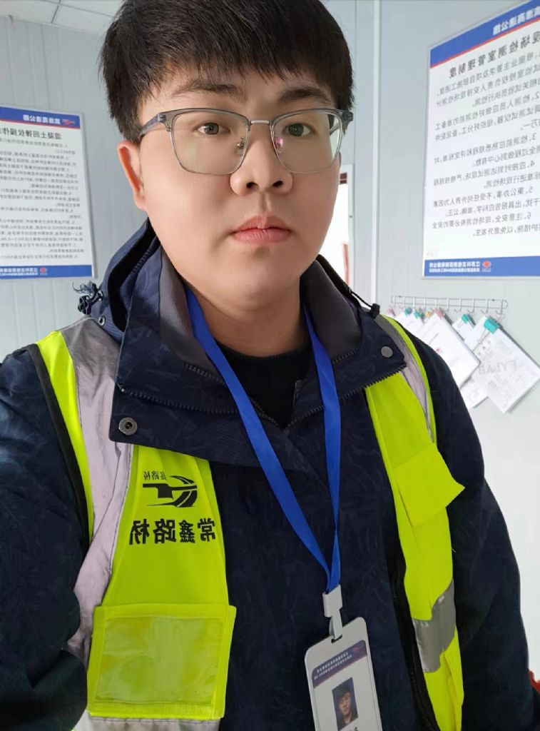 ����������γ���Ů��