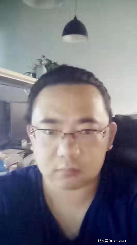 �ӳ�������Ů��