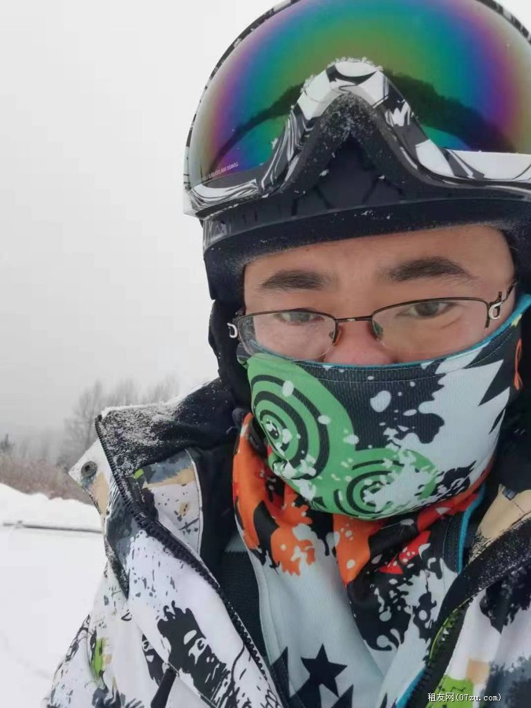 �ӳ�������Ů��