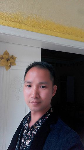 麣