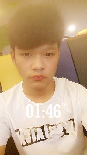 ﶼ