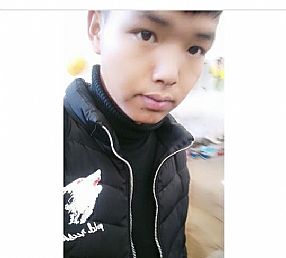 ɽ黰
