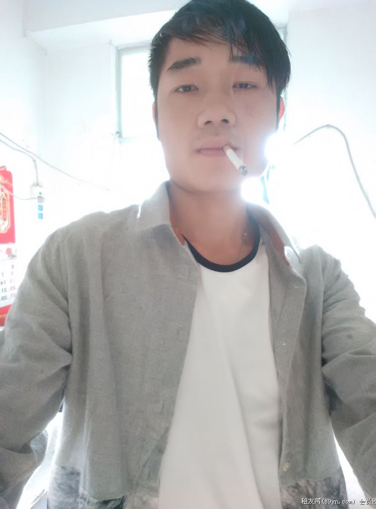 ڳ