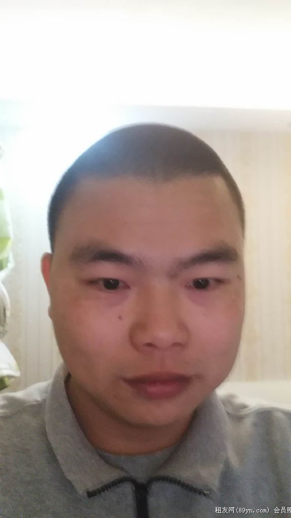 Ϻ