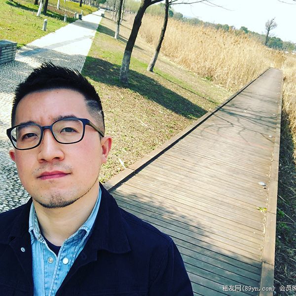 ���޺���Ǩ������